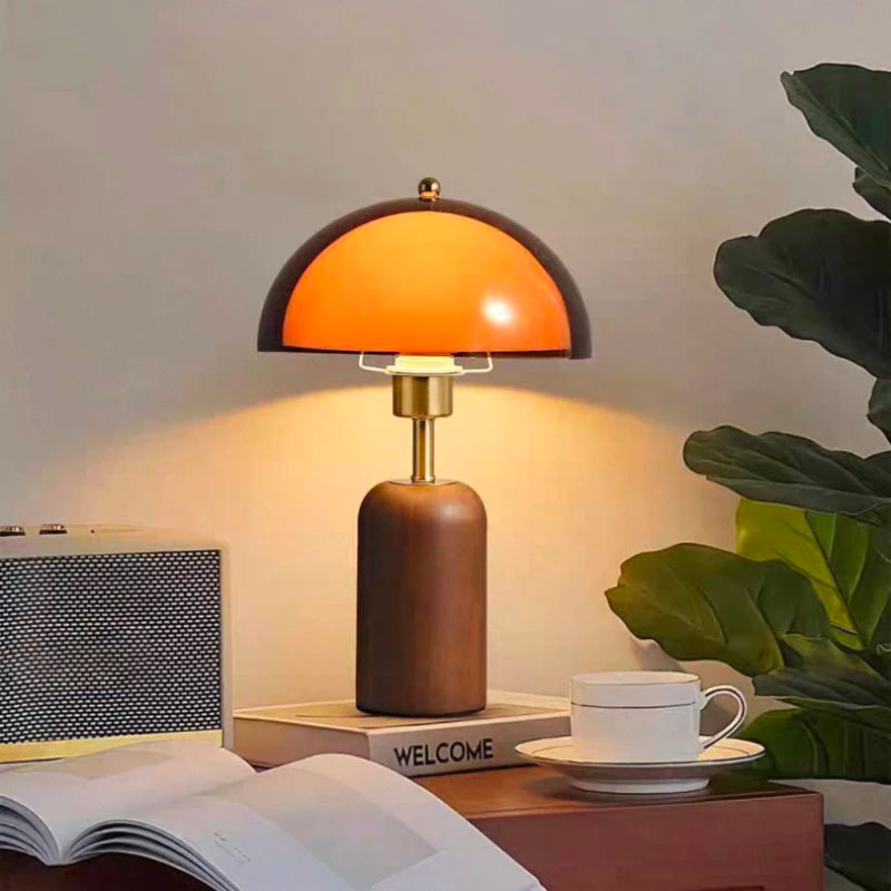 Lámpara LED de lujo de madera acrílica de Metal japonés, lámpara de mesa decorativa, luz de escritorio para sala de estar, dormitorio, estudio, accesorios de iluminación