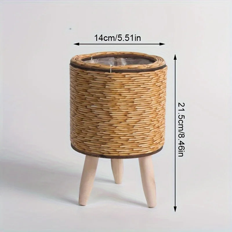 Encantadora maceta rústica de ratán con patas de madera, cesta de almacenamiento tejida versátil para plantas de interior/exterior y decoración