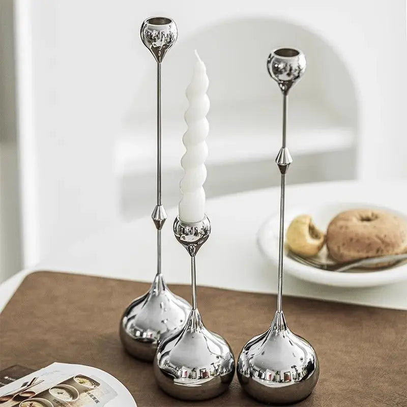 Portavelas plateado, candelabro de Metal, decoración de mesa de arte romántico para comedor en casa, accesorios de fotografía de boda