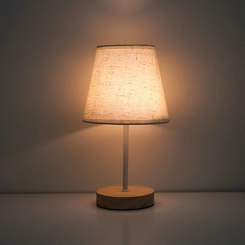 Lámpara de escritorio pequeña Usb de tela de madera maciza, lámpara de noche para dormitorio, estudio, dormitorio, luz Led nocturna, decoración de luz de ambiente creativa