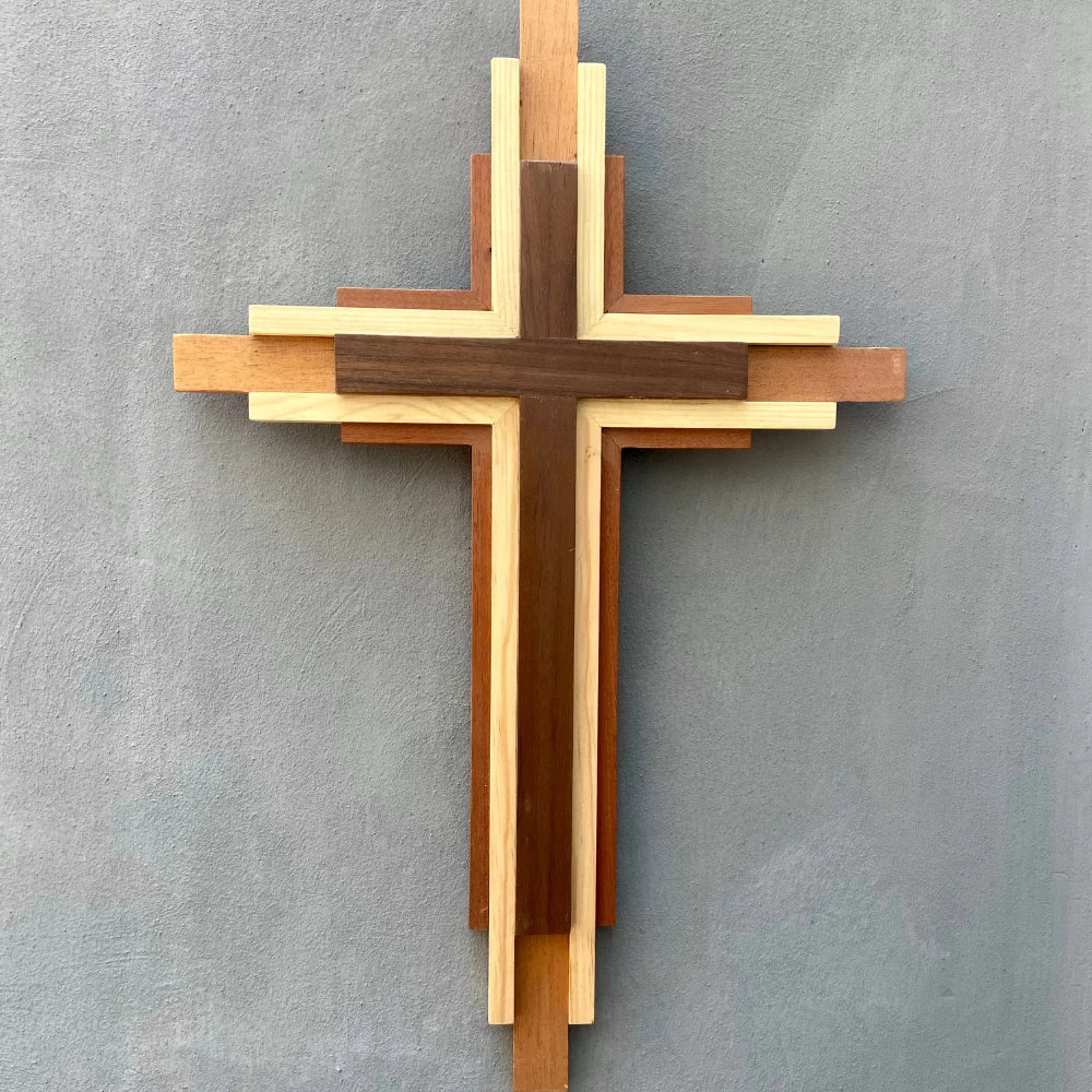 Cruz Decorativa de Madera Artesanal 60 × 40 cm | Origen VFE